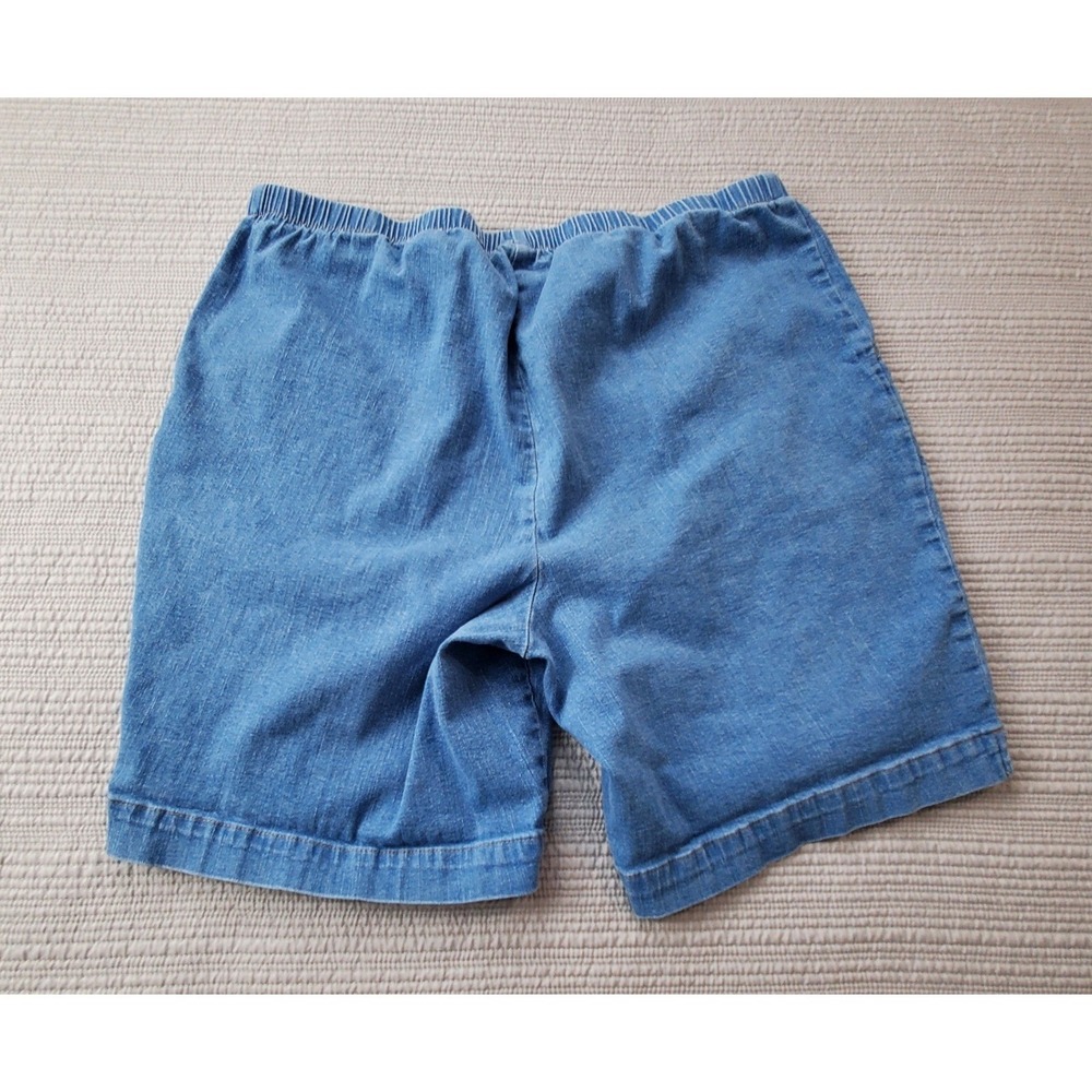 Womens Light Wash Denim Elastic Waist Flat Front Shorts Blue Casual Large Pocket - Picture 2 of 8